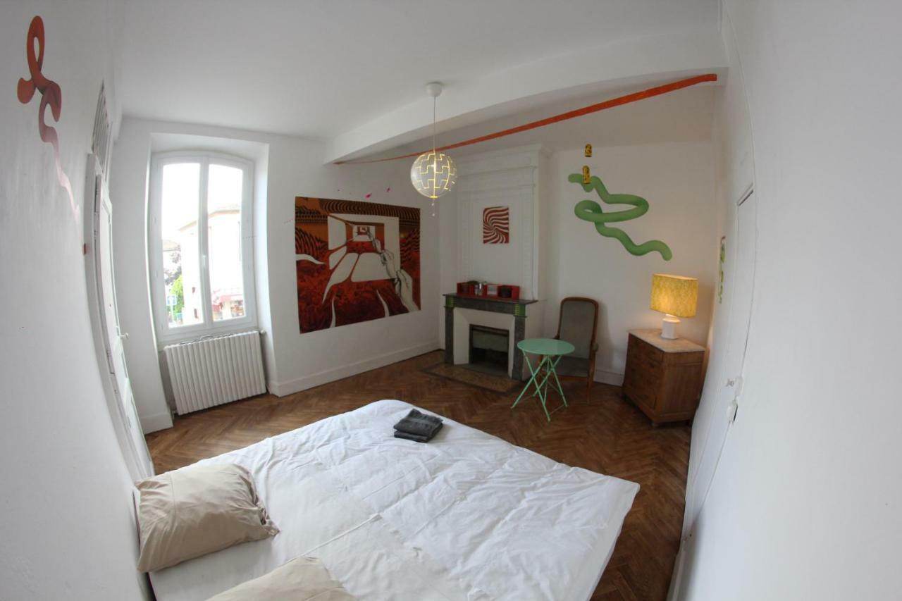 L'Auberge Meilhannaise Bagian luar foto