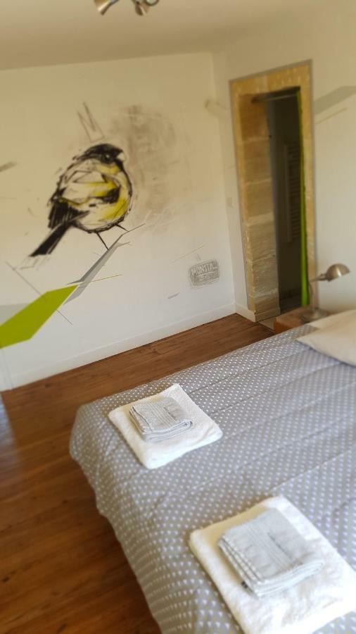 L'Auberge Meilhannaise Bagian luar foto